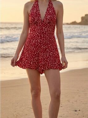 SHEIN Red Halter V-Neck Printed Romper ties around the neck